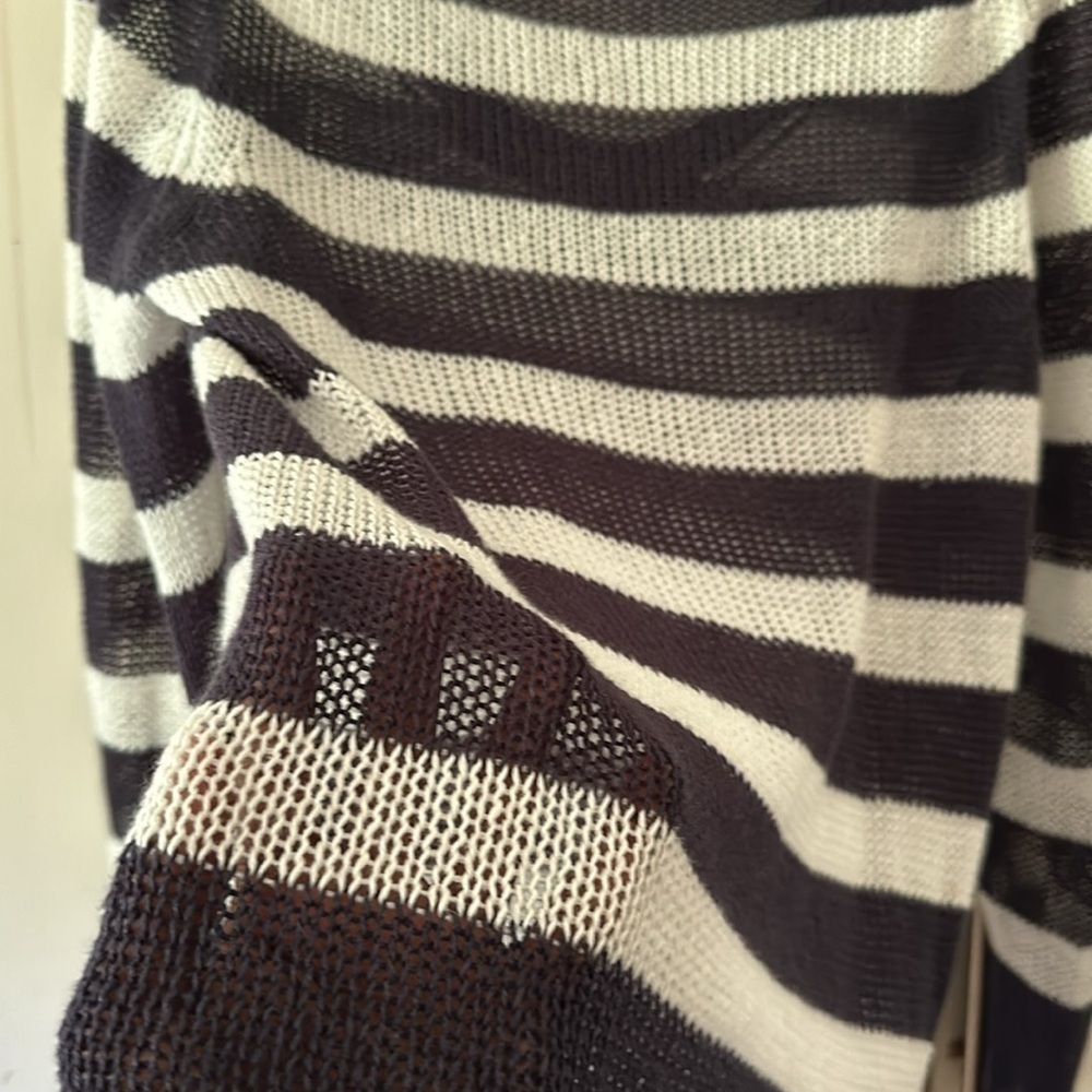 JCrew - Picture 4 of 5